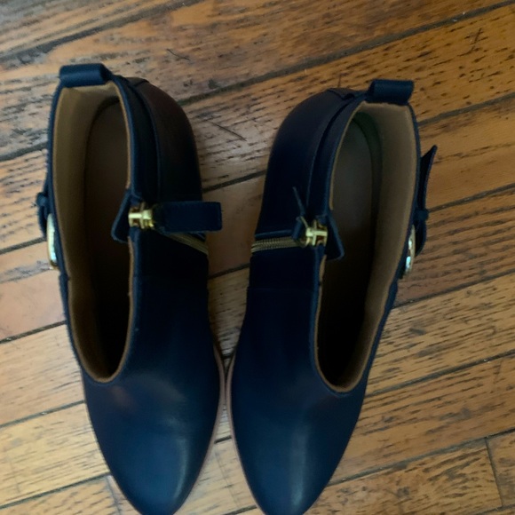 New Talbots SZ 9.5 Indigo Navy Blue Leather Booties Ankle Boots - Picture 5 of 13